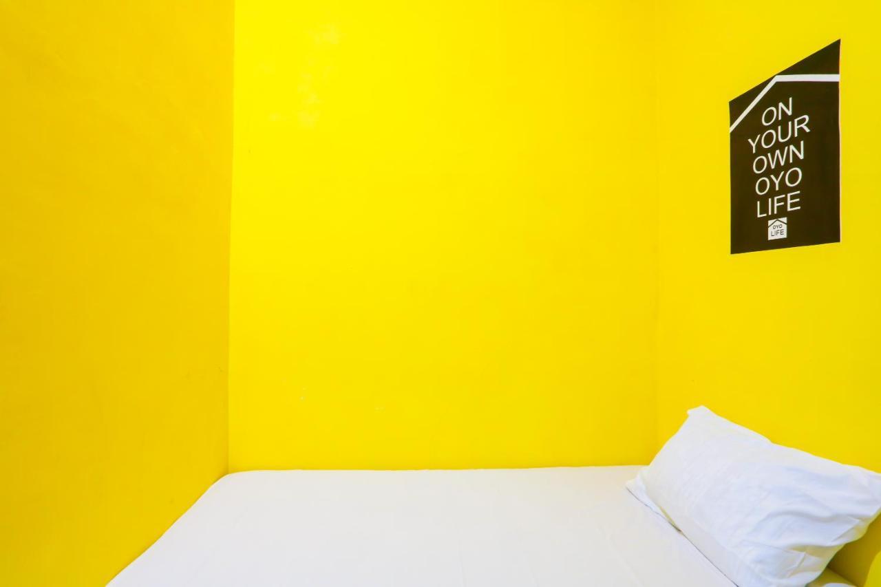 OYO Life 3064 Mahameru Kost Putra Jember Bagian luar foto
