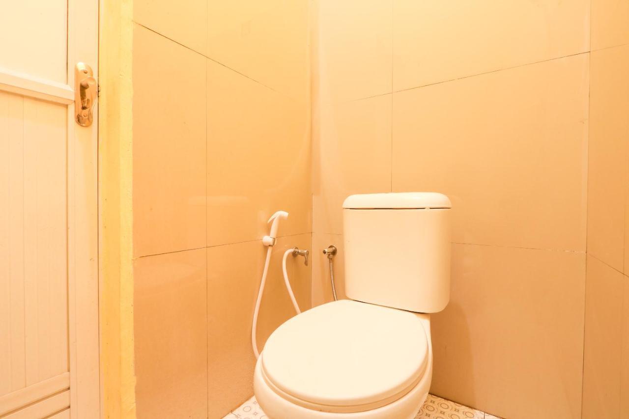 OYO Life 3064 Mahameru Kost Putra Jember Bagian luar foto