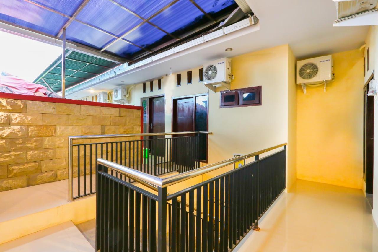 OYO Life 3064 Mahameru Kost Putra Jember Bagian luar foto